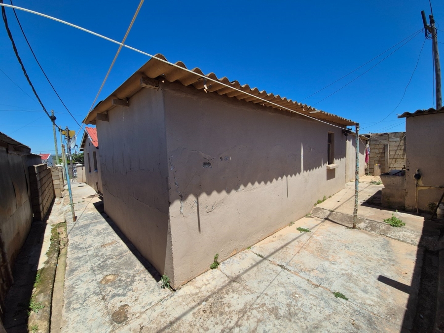 3 Bedroom Property for Sale in Kwa Nobuhle Eastern Cape